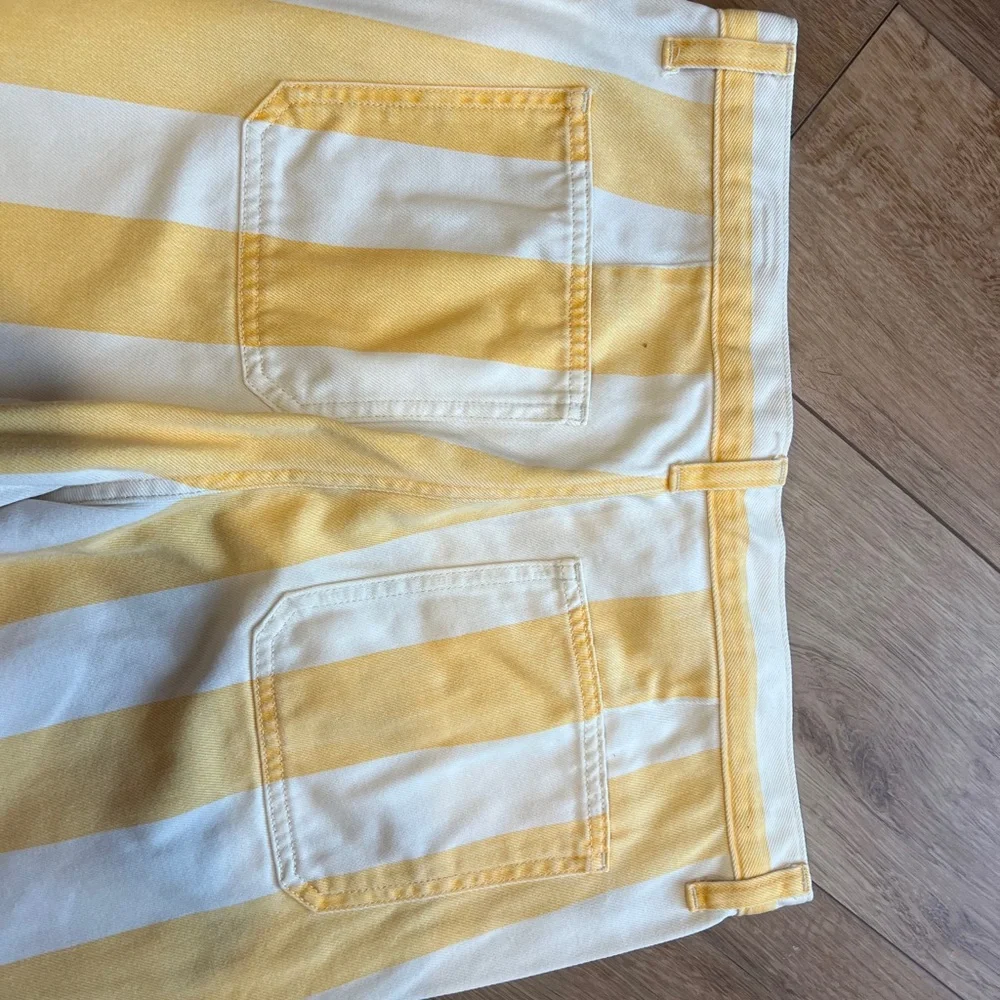J. Crew Cream and Yellow Relaxed Demi-Boot Pants 29T - Picture 2 of 6